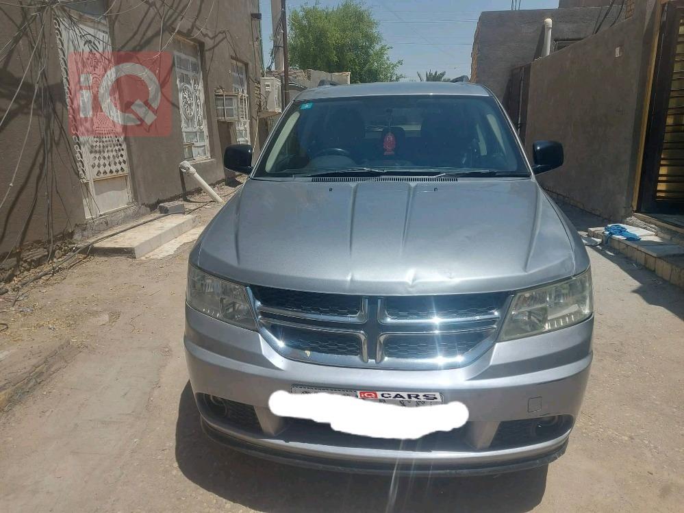 دودج جورني
